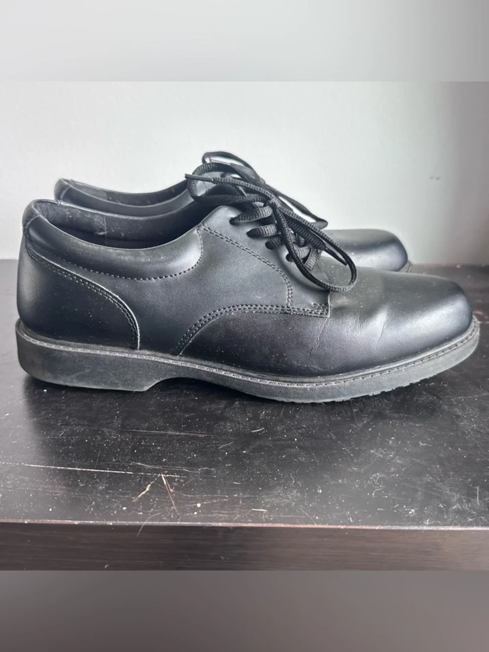 Safetrax Slip Resistant Leather Work Shoes Men’s 9.5 Black‎ Lace-Up Restaurant
